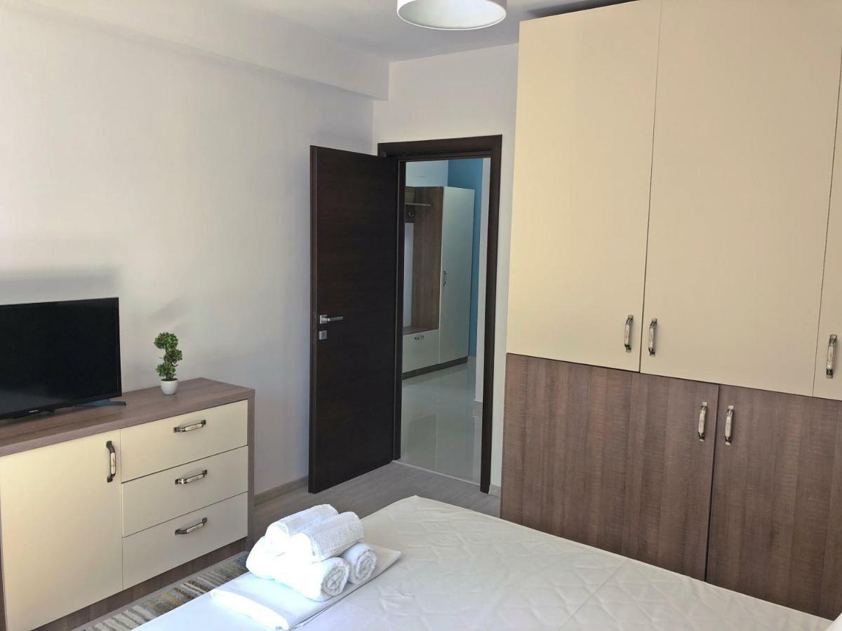 Lira Holiday Apartments 데포리노드 외부 사진